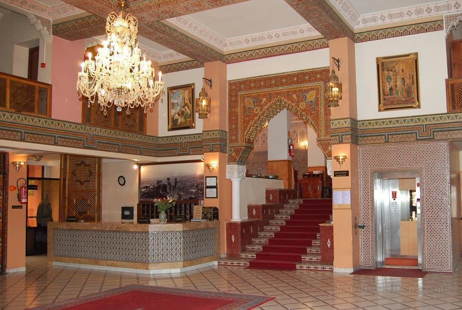 Khách sạn Nouzha