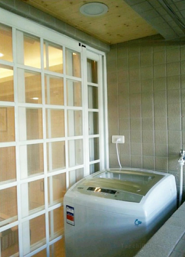 10平方米1臥室公寓 (三民區) - 有1間私人浴室
