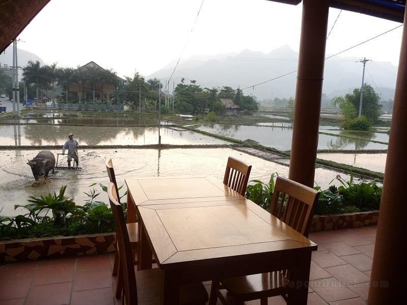 Khách sạn Mai Chau Valley View