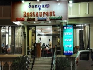 Khách sạn Sangam