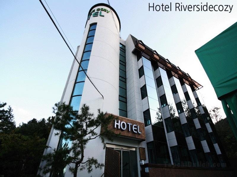 Hotel Riversidecozy