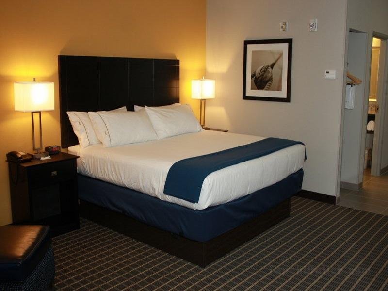 Holiday Inn Express Hotel & Suites Fort Walton Beach Northwest