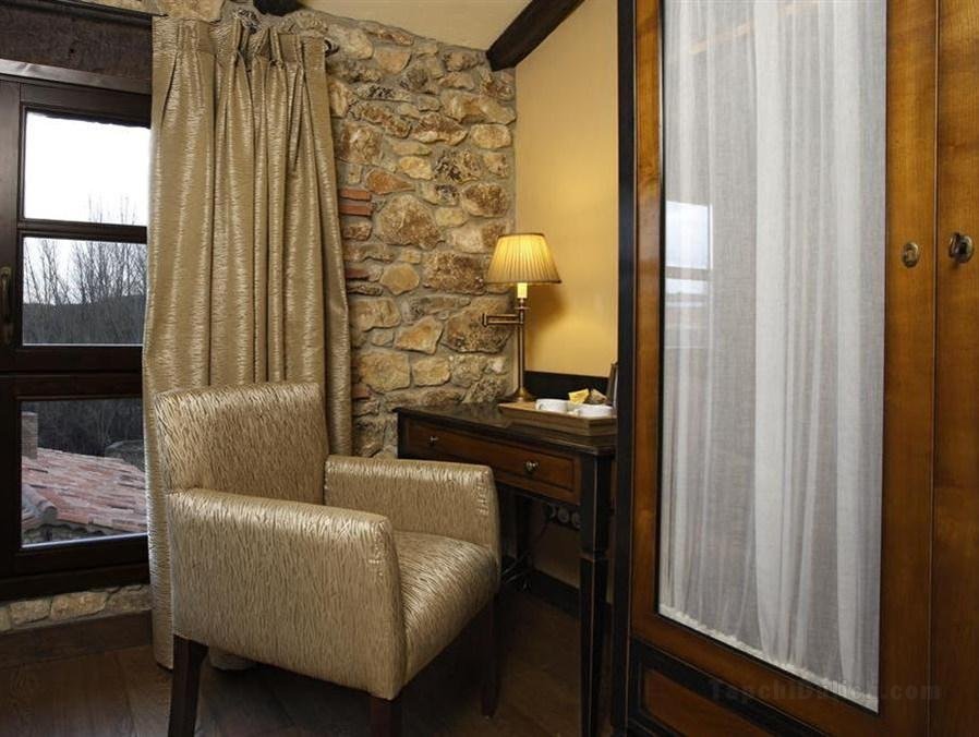 Khách sạn Rural & Spa Los Anades
