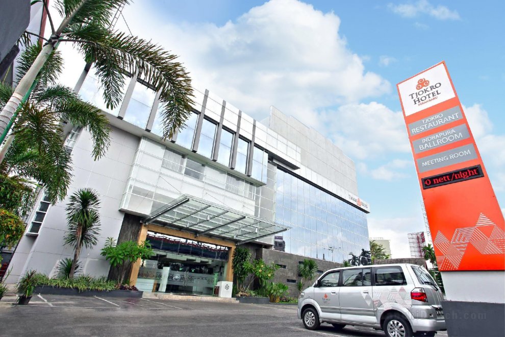 Khách sạn Tjokro Pekanbaru