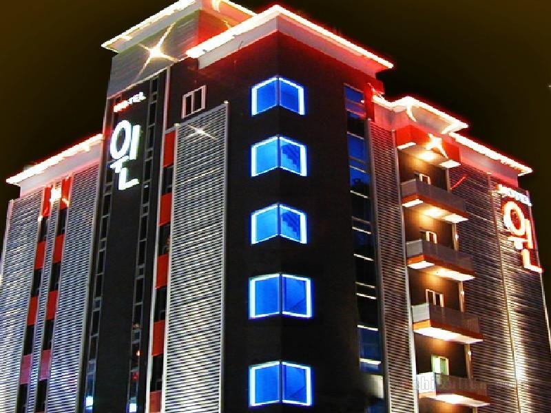 Khách sạn Andong Win