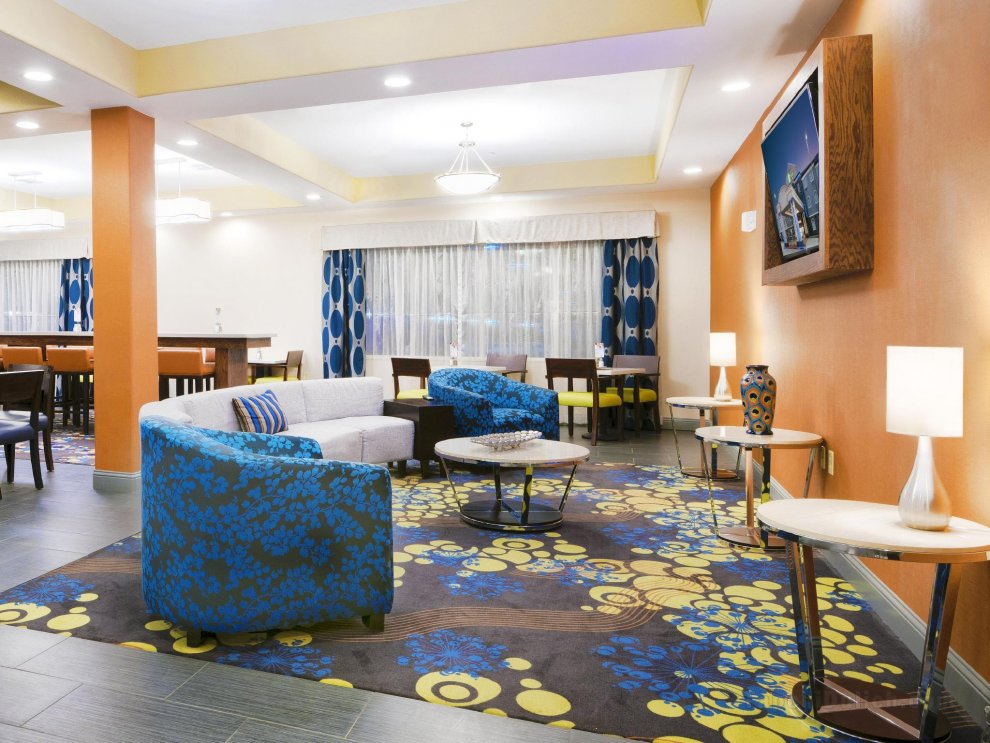 Khách sạn Holiday Inn Express and Suites Monahans I-20