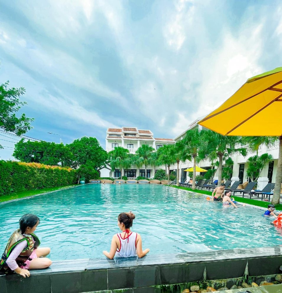 Khách sạn Thanh Binh Riverside