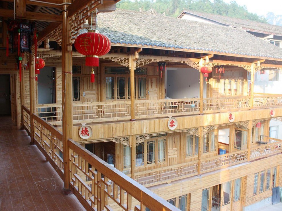 Zhangjiajie Longquan Inn