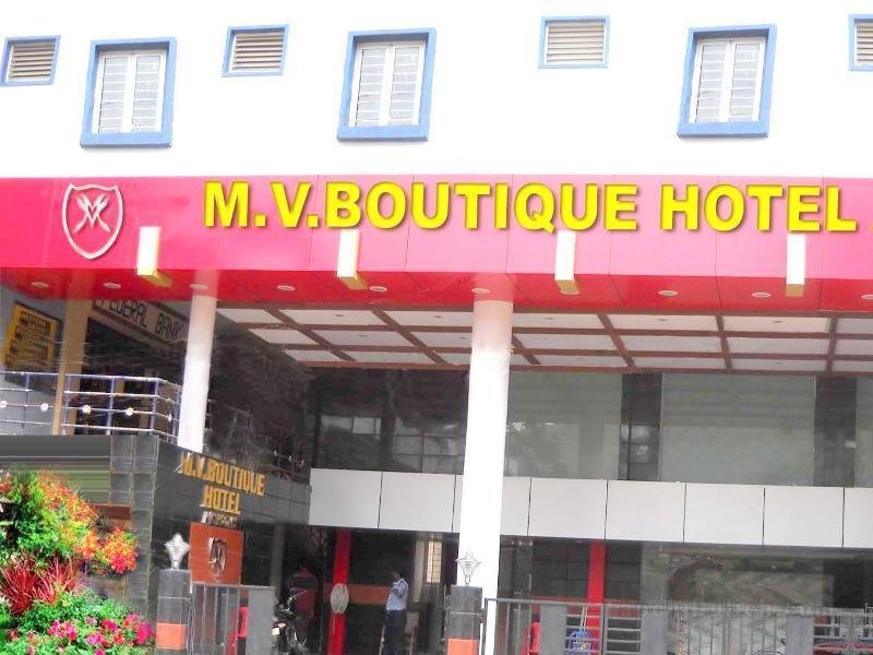 Khách sạn M V Boutique
