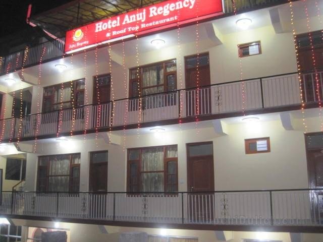 Hotel Anuj Regency