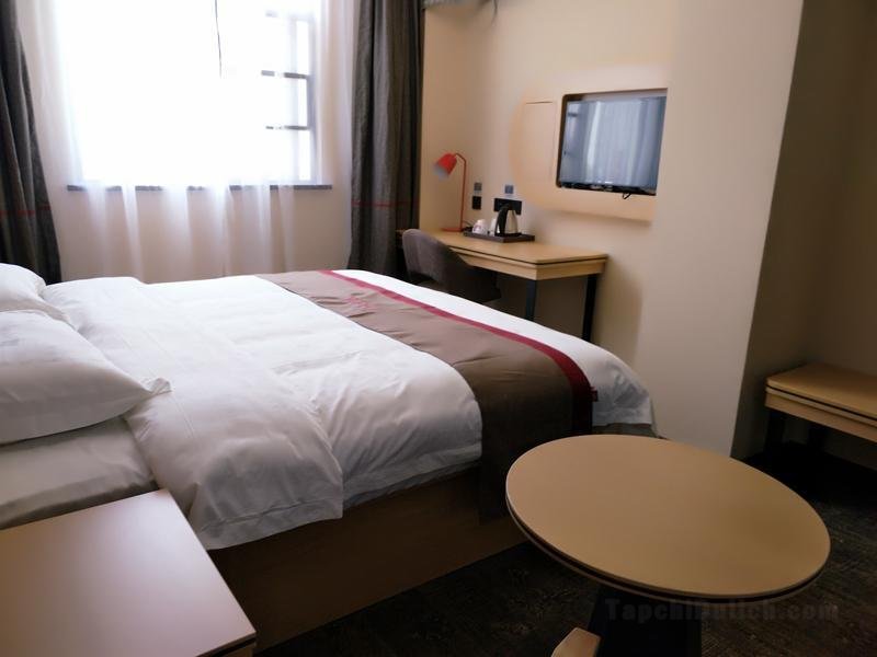 Khách sạn Thank Inn Plus Hubei Suizhou Zengdu District Mingzhu Plaza