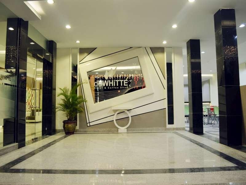 Khách sạn De Whitte