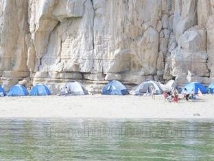 Khasab Musandam Dhow Cruise & Camping