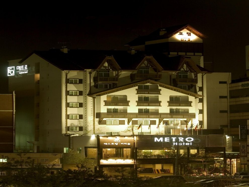 Khách sạn Metro Tourist Cheonan