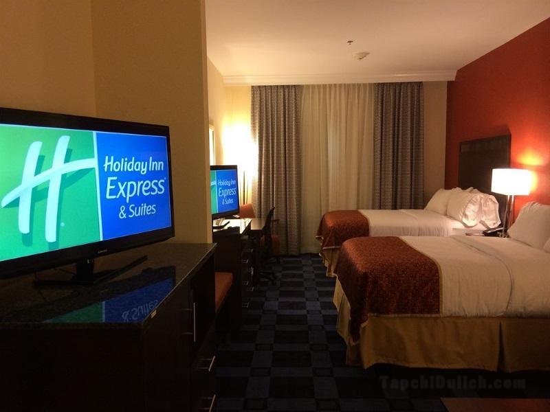 Holiday Inn Express and Suites Columbia University Area