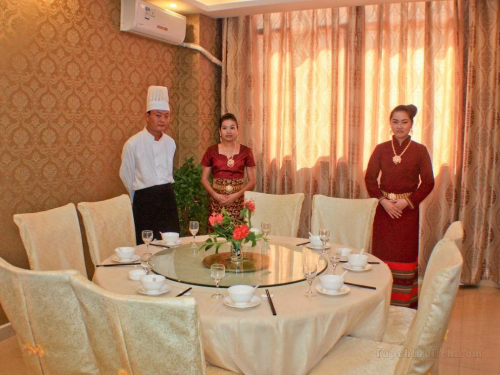 Khách sạn Xishuangbanna Zhonglan Grand