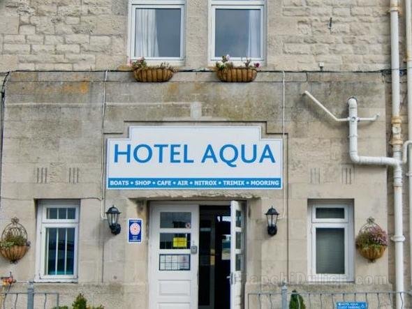 The Hotel Aqua