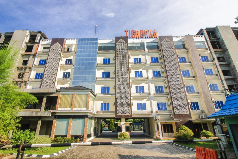 Khách sạn OYO 1153 Tiga Dara & Resort Syariah