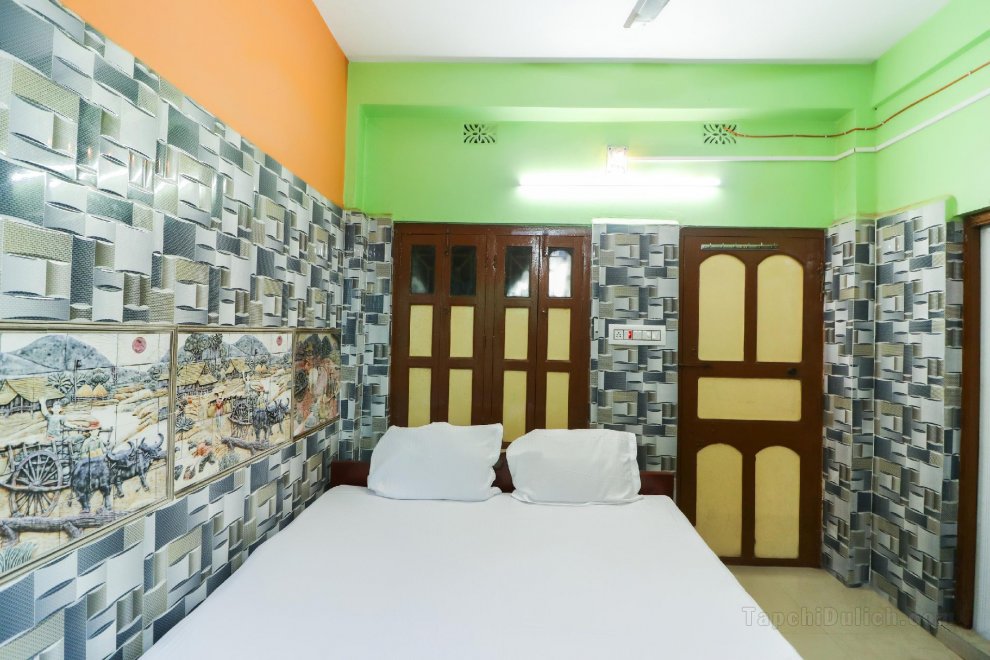 SPOT ON 49071 New Hotel Mayapur