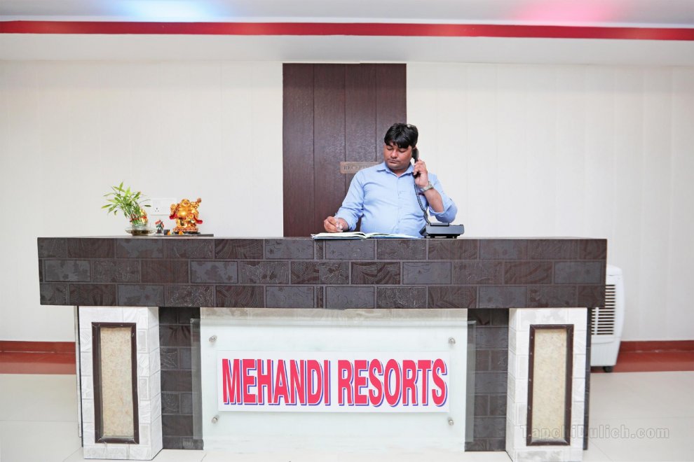 OYO 45274 Mehandi Resort
