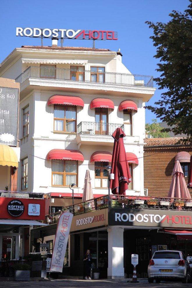 Khách sạn Rodosto