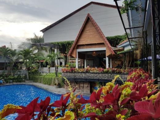 Khách sạn Bukit Daun and Resort