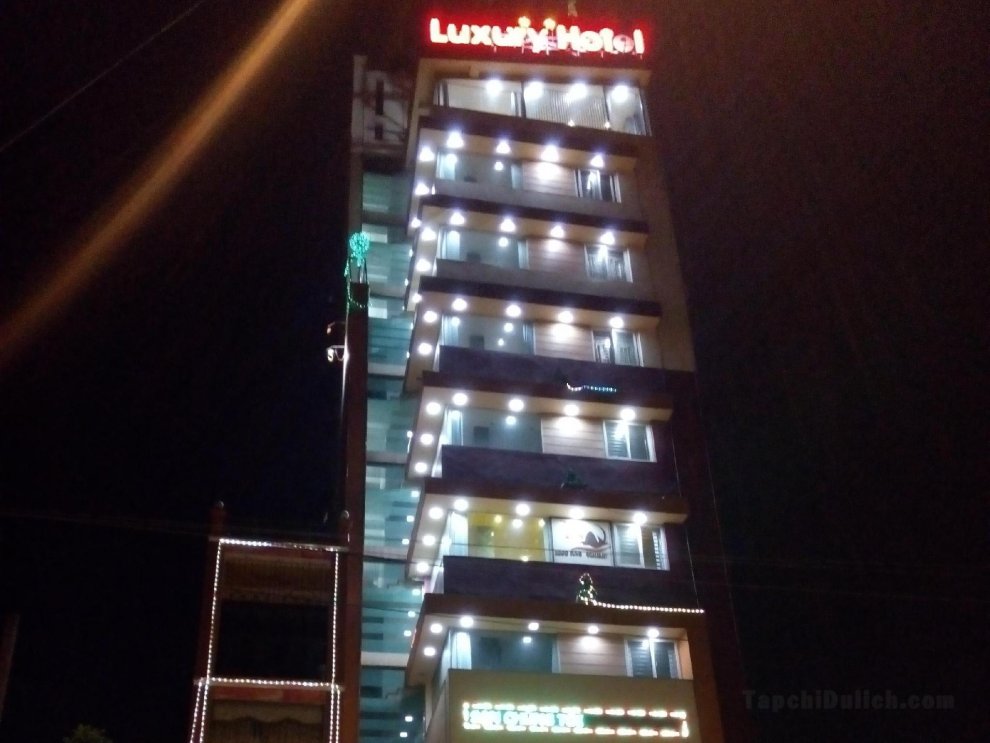 Khách sạn Luxury Nam Dinh