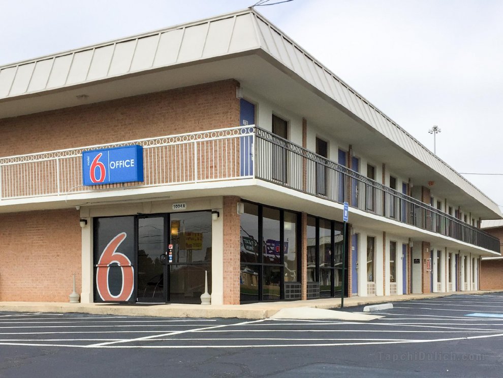 Motel 6-Perry, GA
