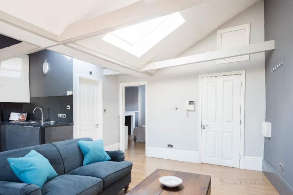 The Harbourside Loft - Stylish & Modern 1BDR Apartment in the Old City