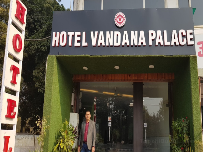 Khách sạn Vandana Palace