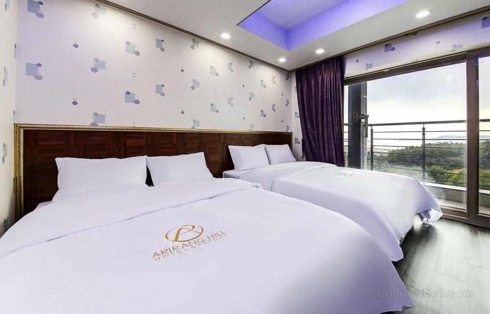 Khách sạn Arirang Hill & Resort
