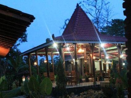 Khách sạn Graharu Boutique and Spa Borobudur