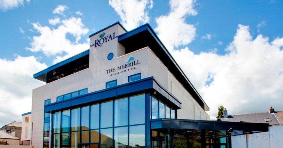 Khách sạn The Royal and Merrill Leisure Club