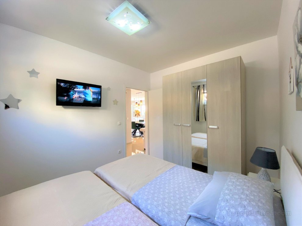 220平方米3臥室公寓 (馬卡爾斯卡市中心) - 有2間私人浴室