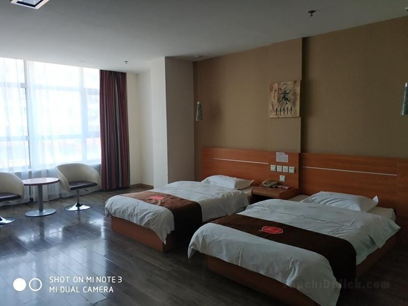 Khách sạn Thank Inn Inner Mongolia Chifeng Jinyuan Building