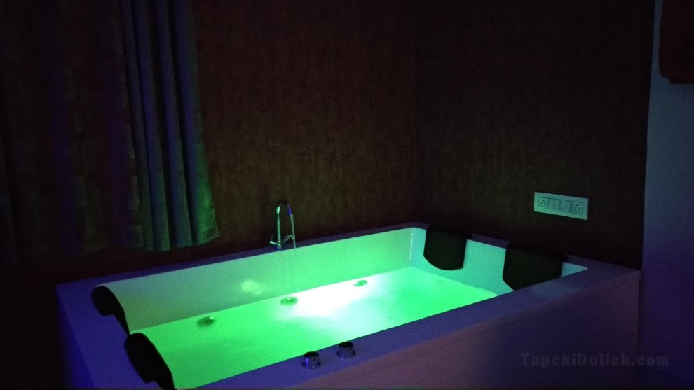 180平方米2臥室 (塔萊加奧恩達巴德) - 有2間私人浴室