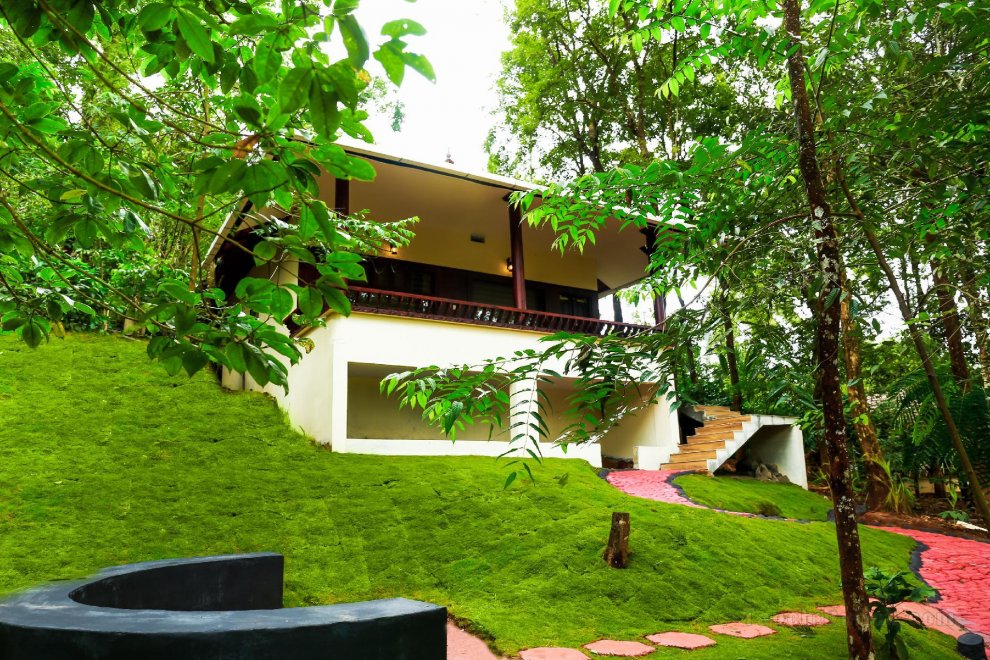 Green Garden Lotus Villa