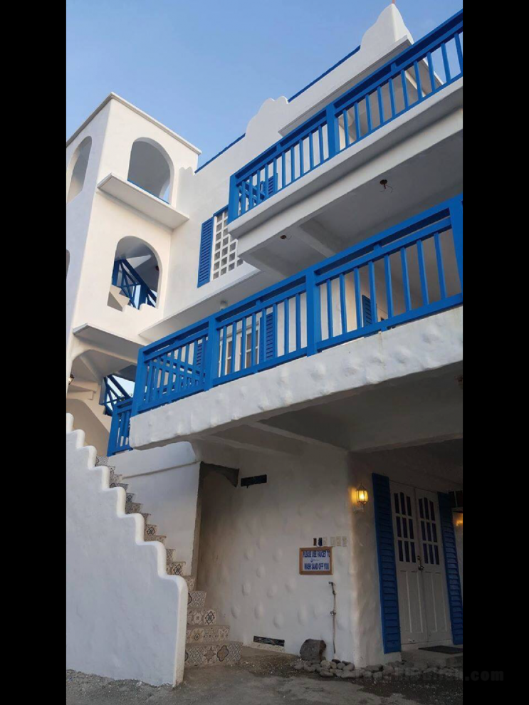 Blue Coco Baler Beach House