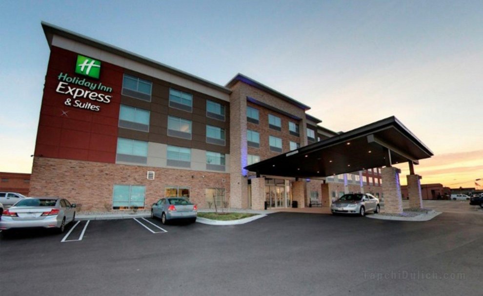 Holiday Inn Express And Suites Detroit North - Roseville