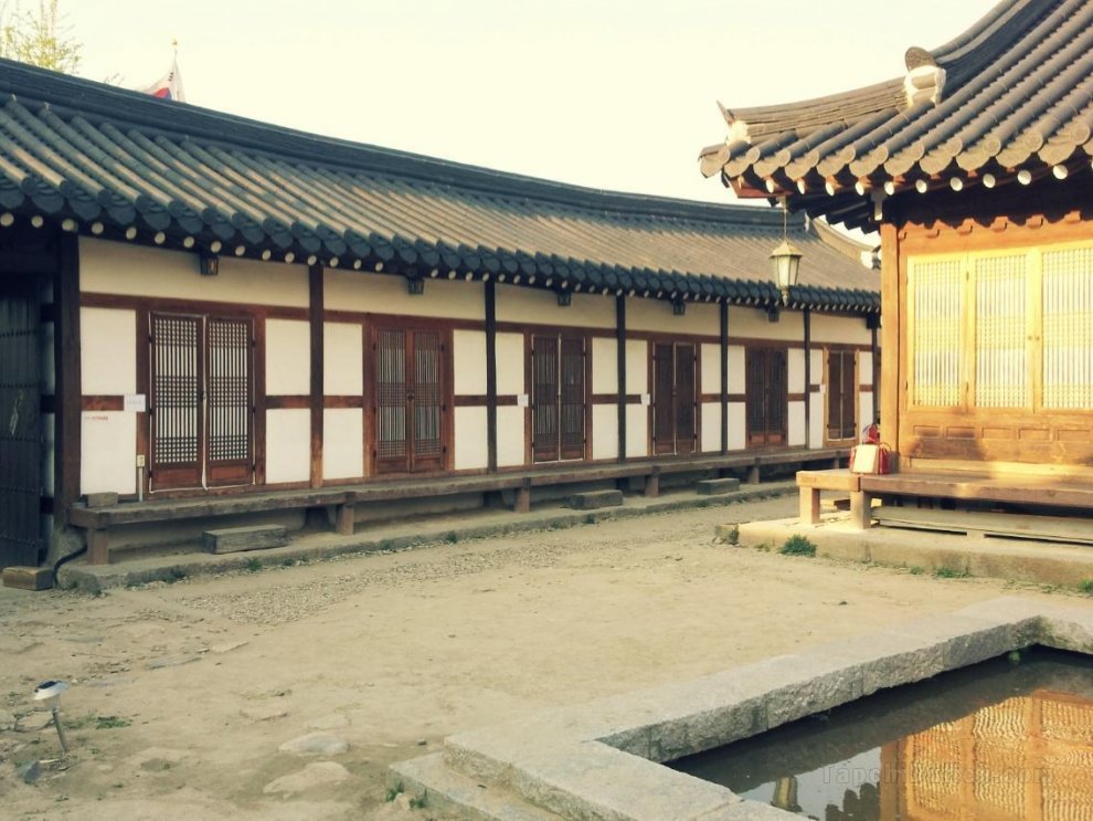 Dongrakwon Hanokstay Guest House