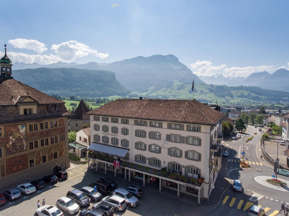 Khách sạn Wysses Roessli Swiss Quality