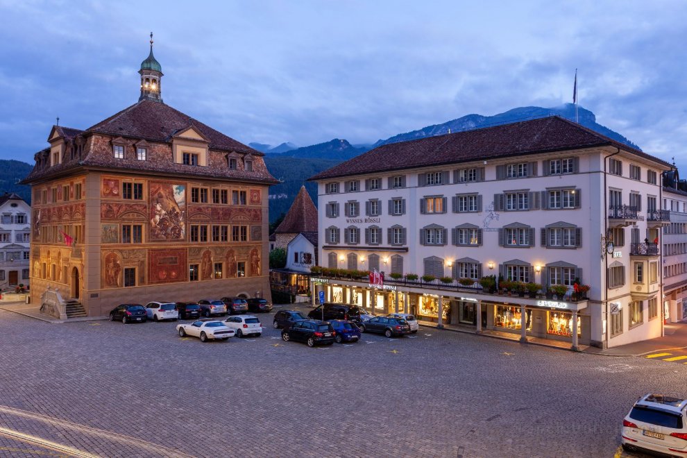 Khách sạn Wysses Roessli Swiss Quality