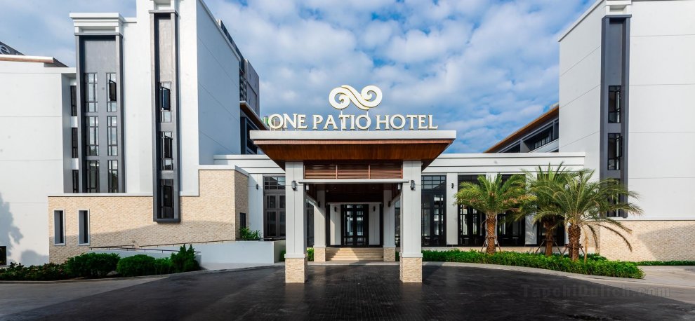 Khách sạn One Patio Pattaya