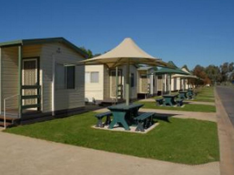 Yarrawonga Holiday Park Cabins