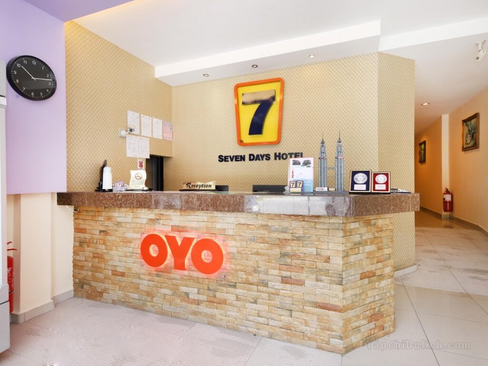 OYO 635 Seven Days Hotel