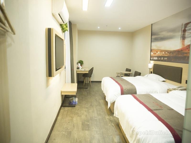 Khách sạn Thank Inn Plus Sichuan Luzhou Jiangyang District Zhangba Guiyuanlin