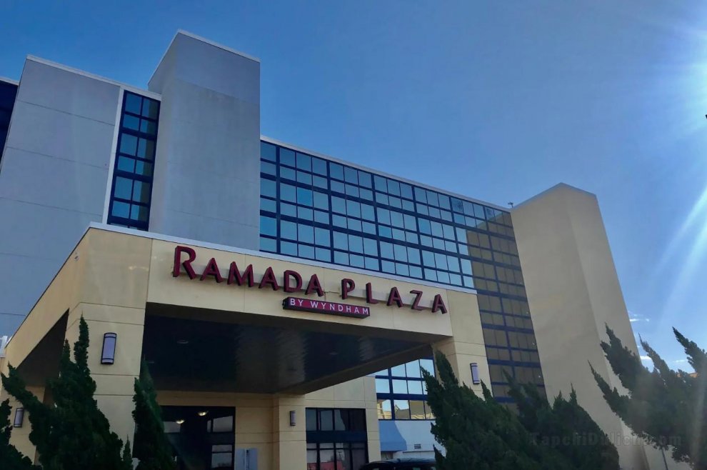 Ramada Plaza by Wyndham Virginia Beach