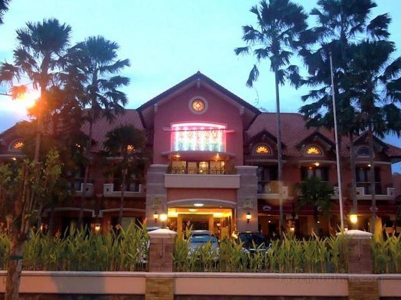 Khách sạn Panorama Jember