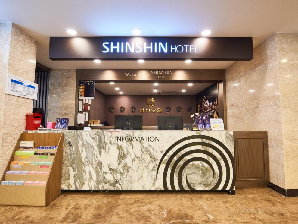 Khách sạn Shin Shin