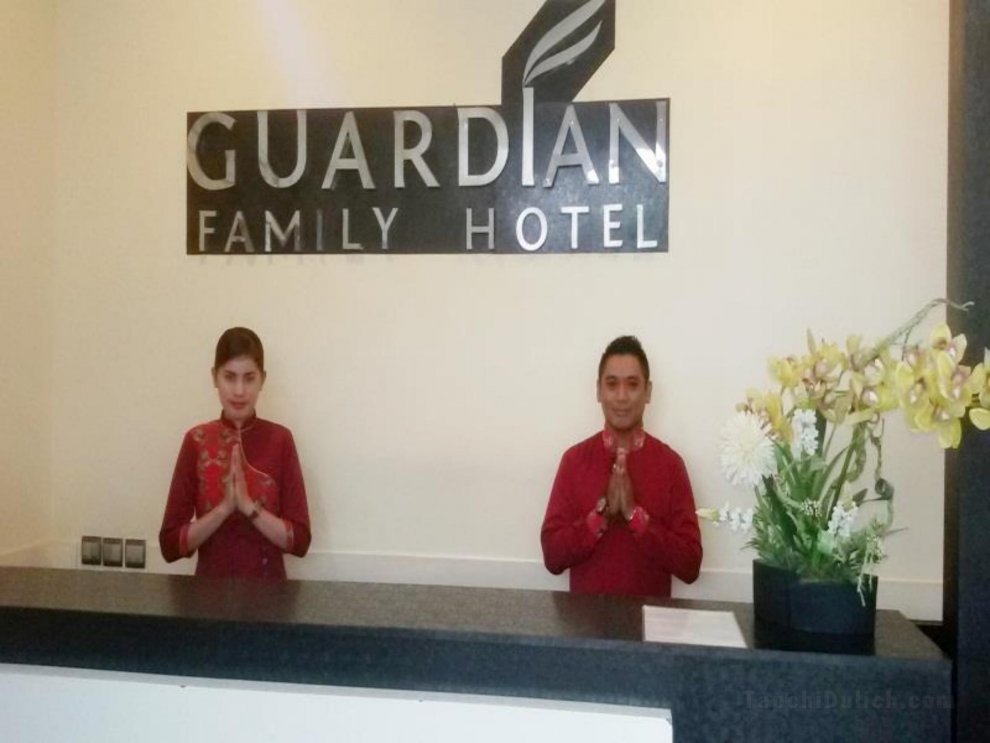 Khách sạn Guardian Family
